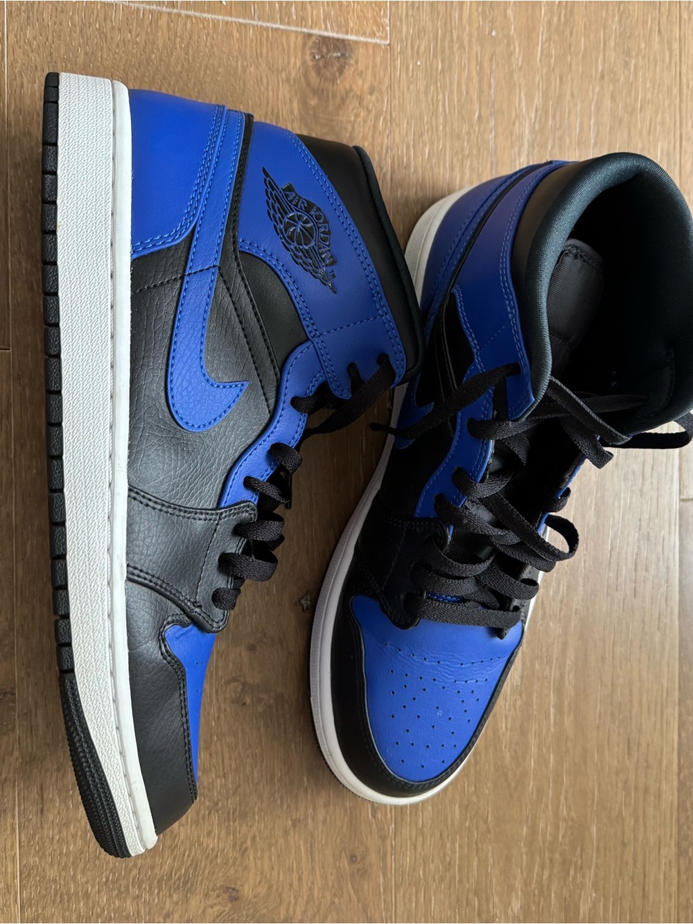 Jordan Men’s Hyper Royal Sneakers